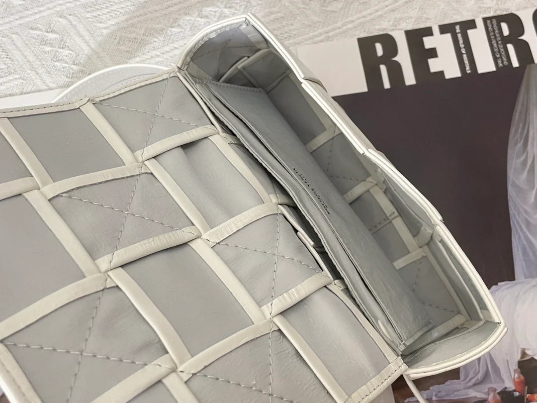 BV BAG