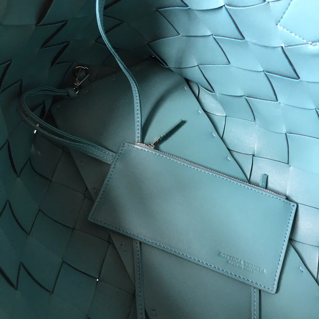BV BAG