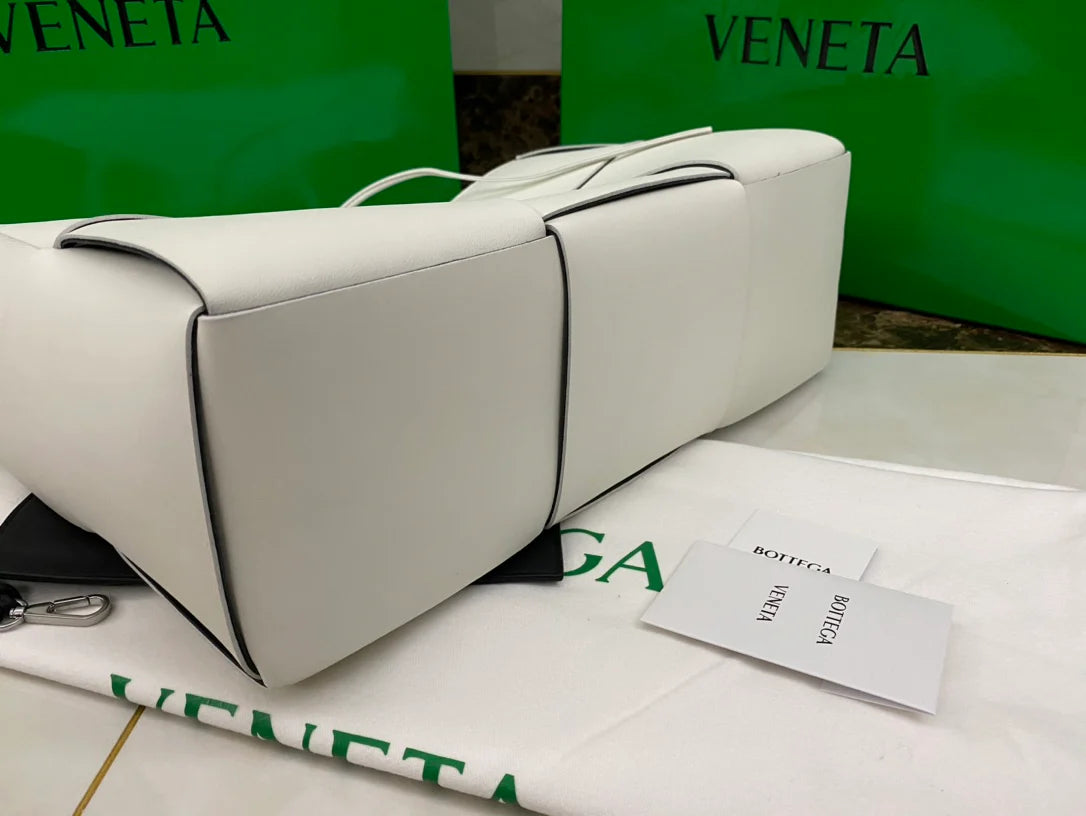 BV BAG