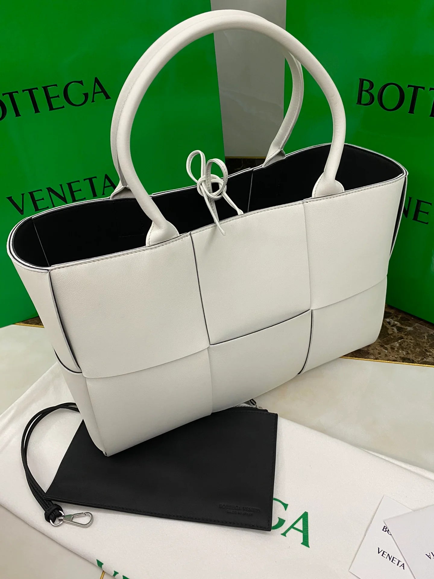 BV BAG