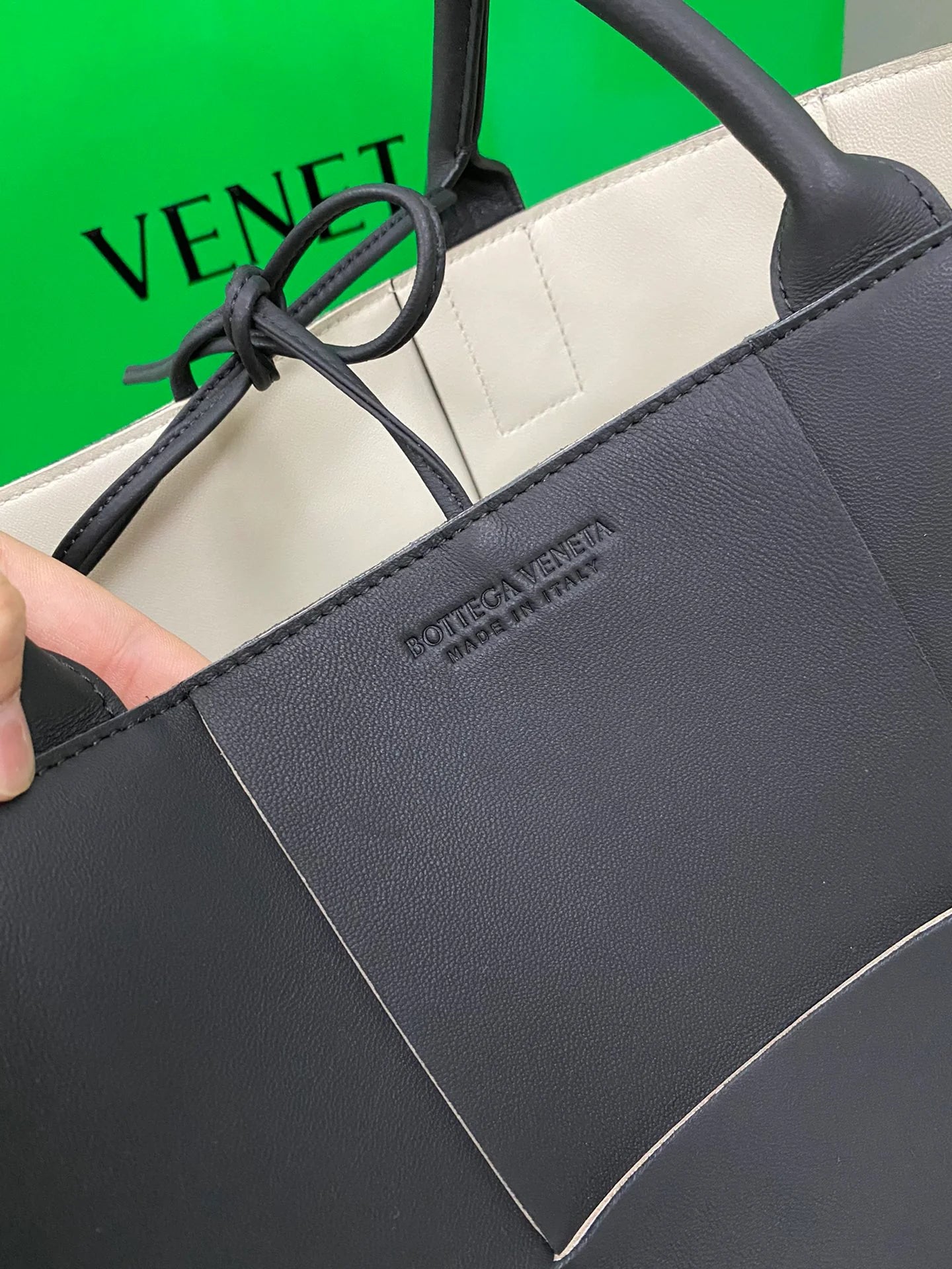 BV BAG
