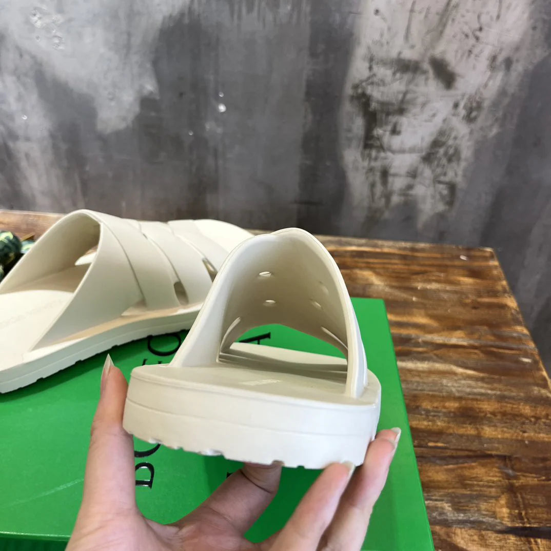 BV SANDAL