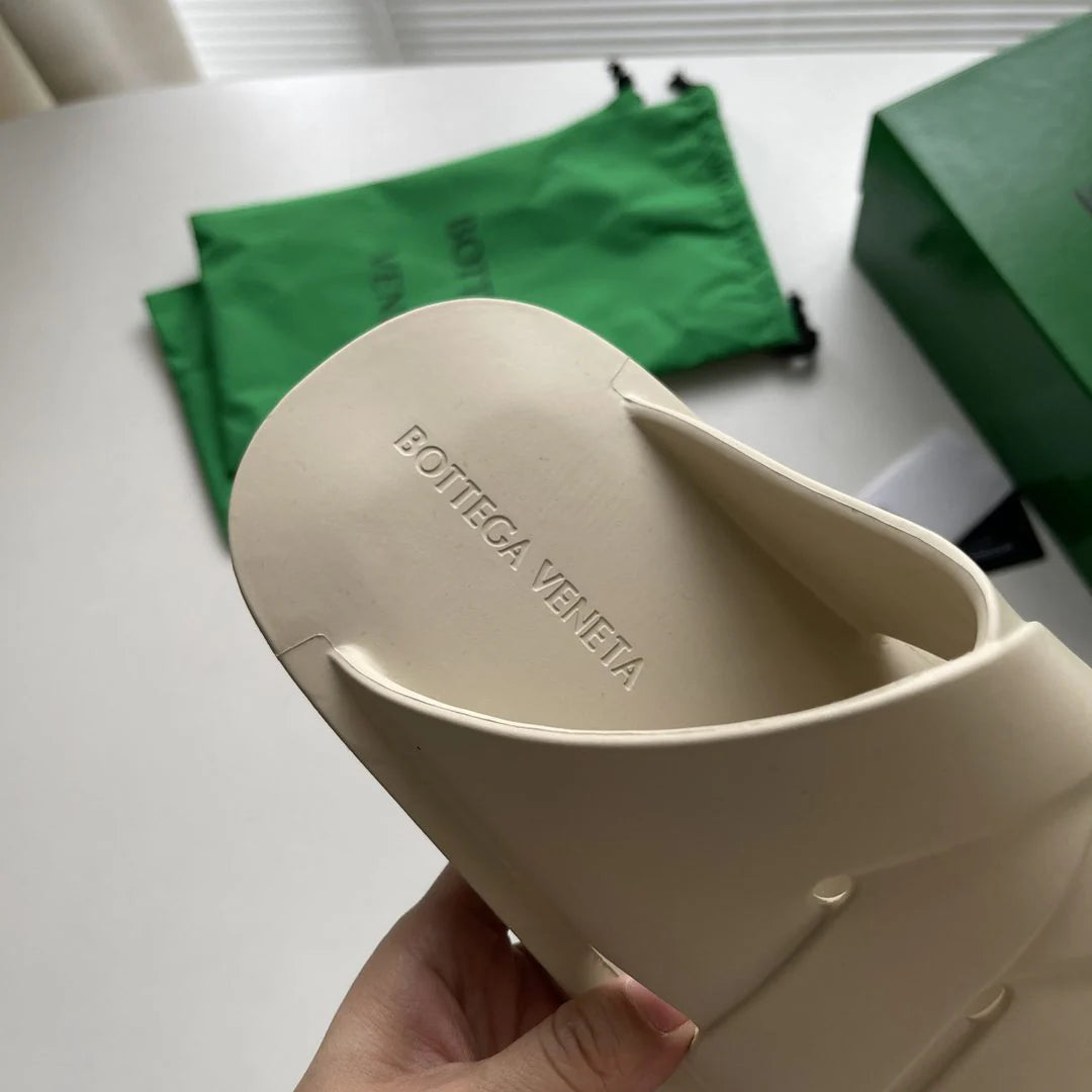 BV SANDAL