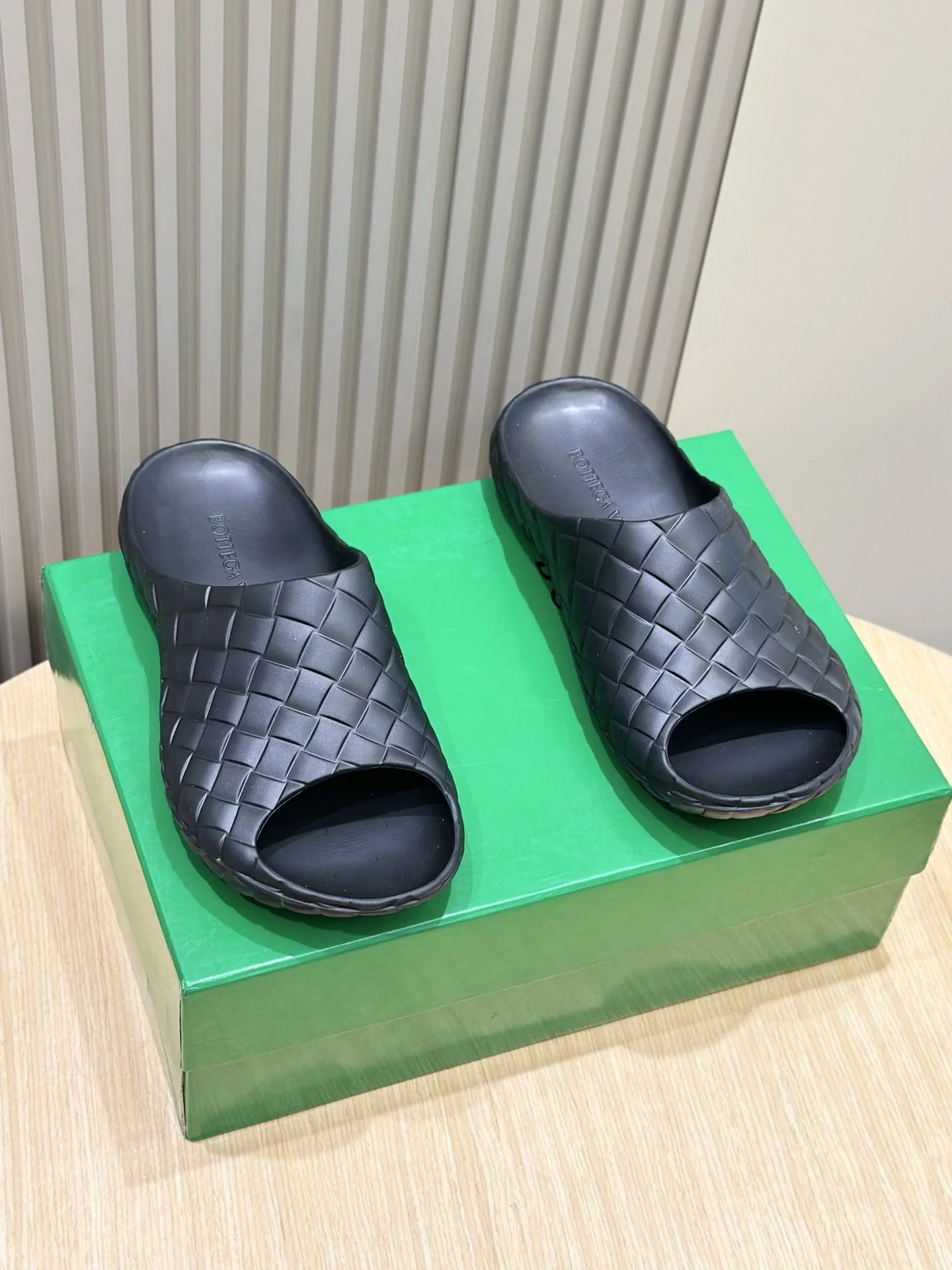 BV SANDAL