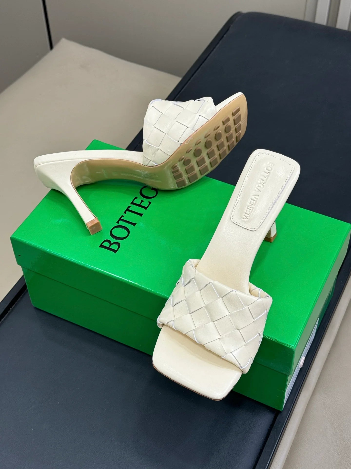 BV SANDAL