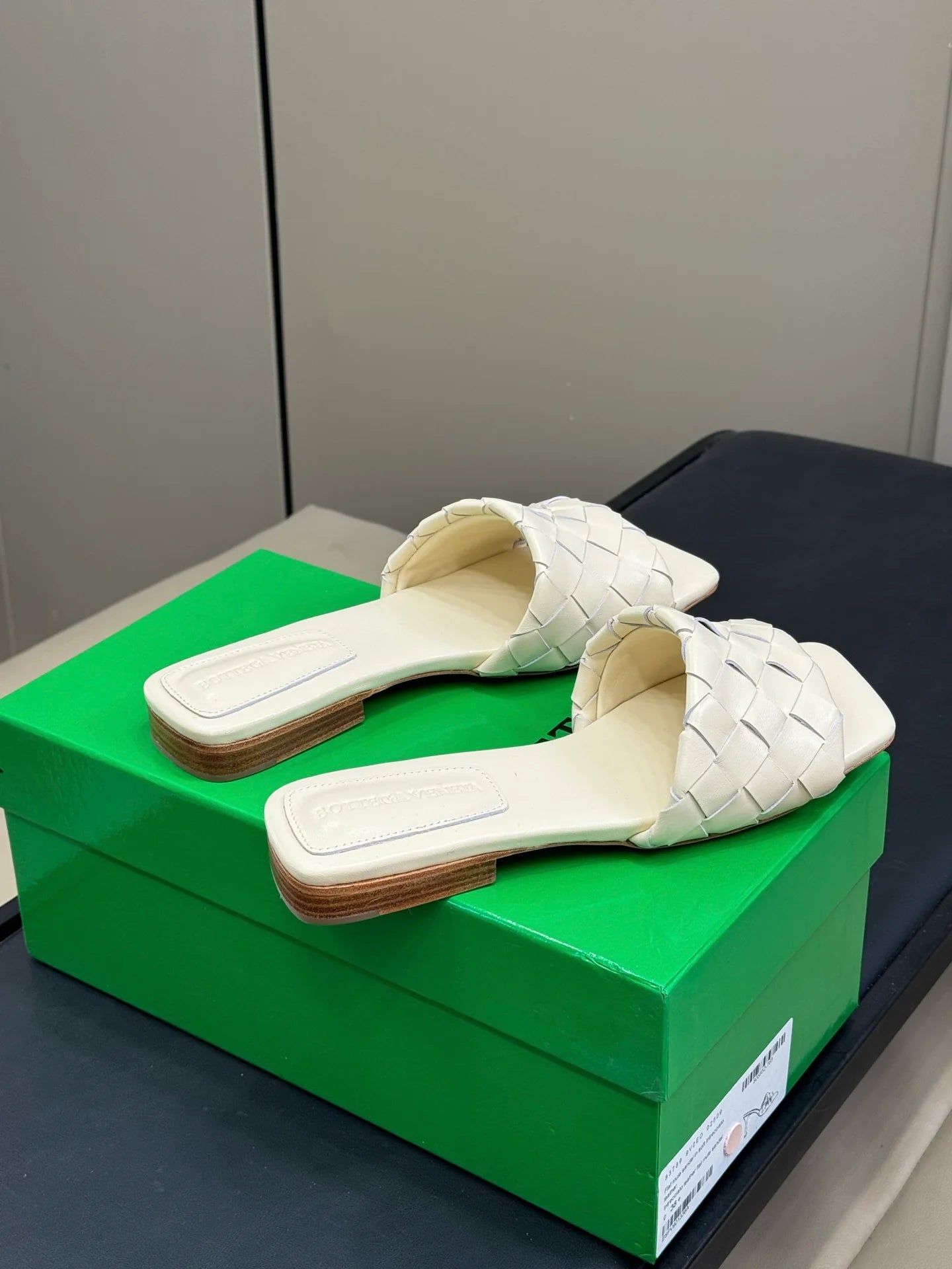 BV SANDAL