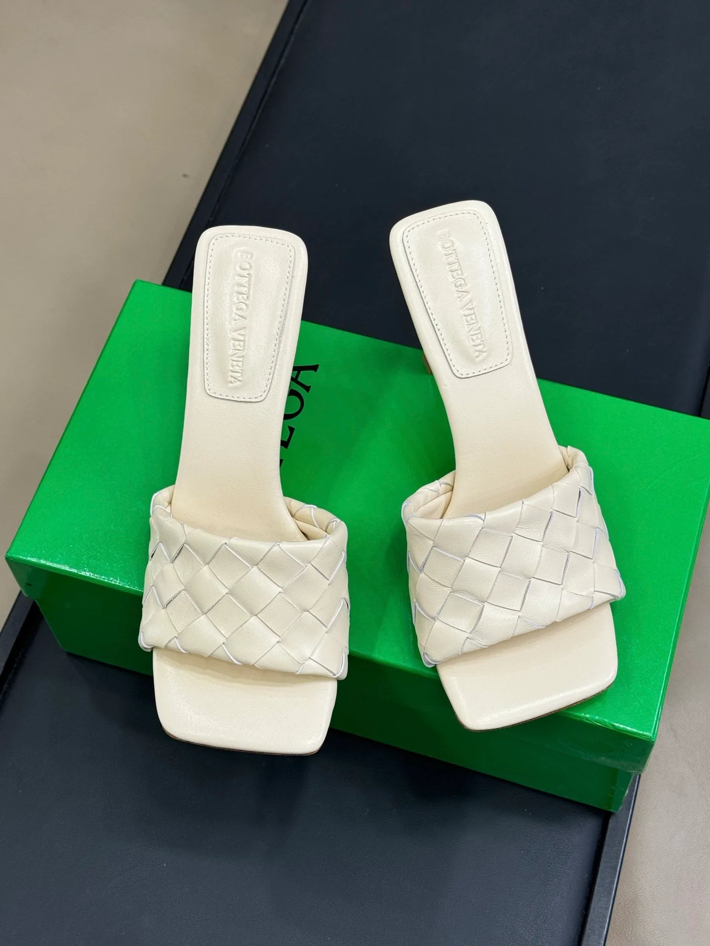BV SANDAL
