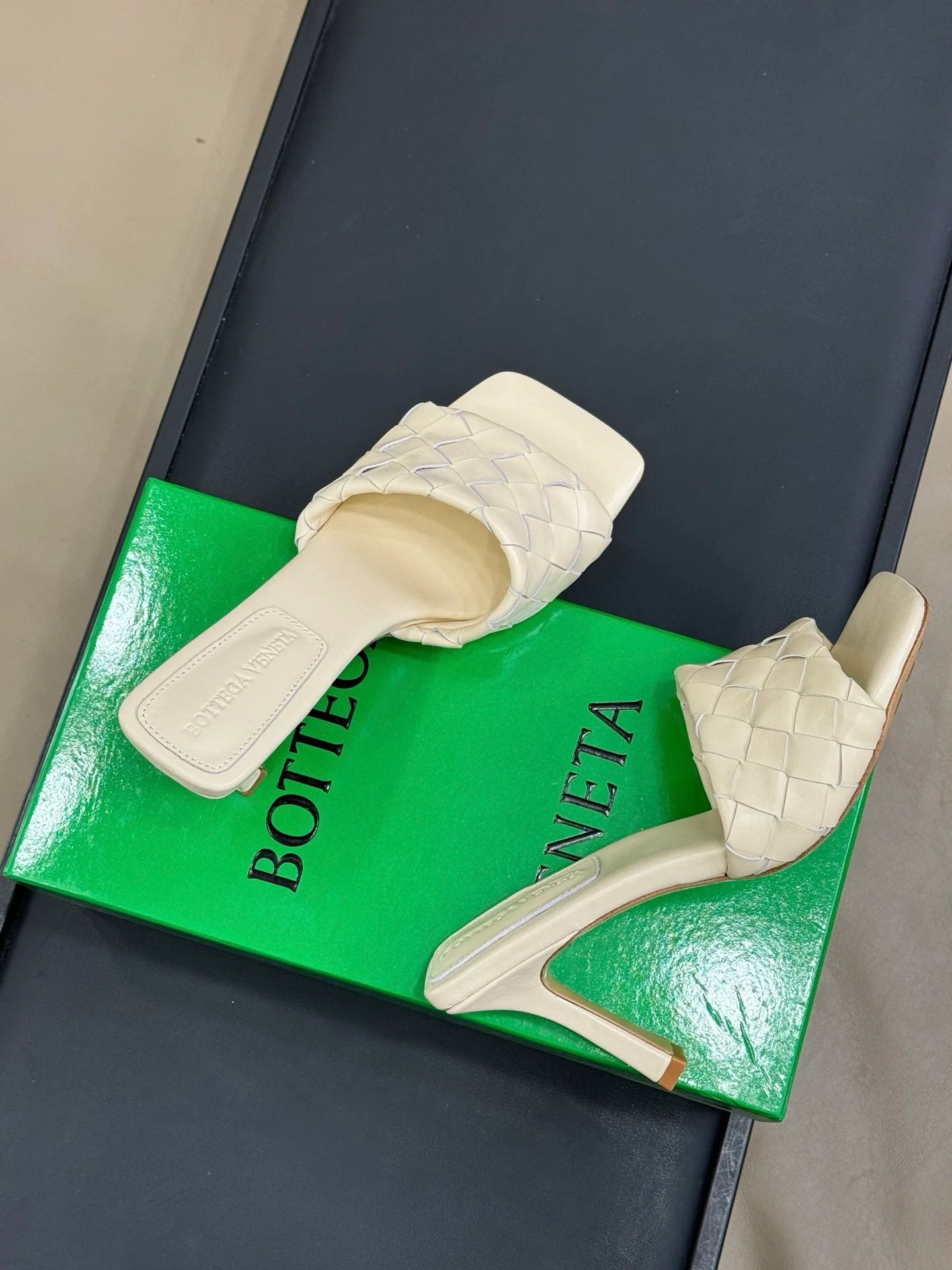 BV SANDAL