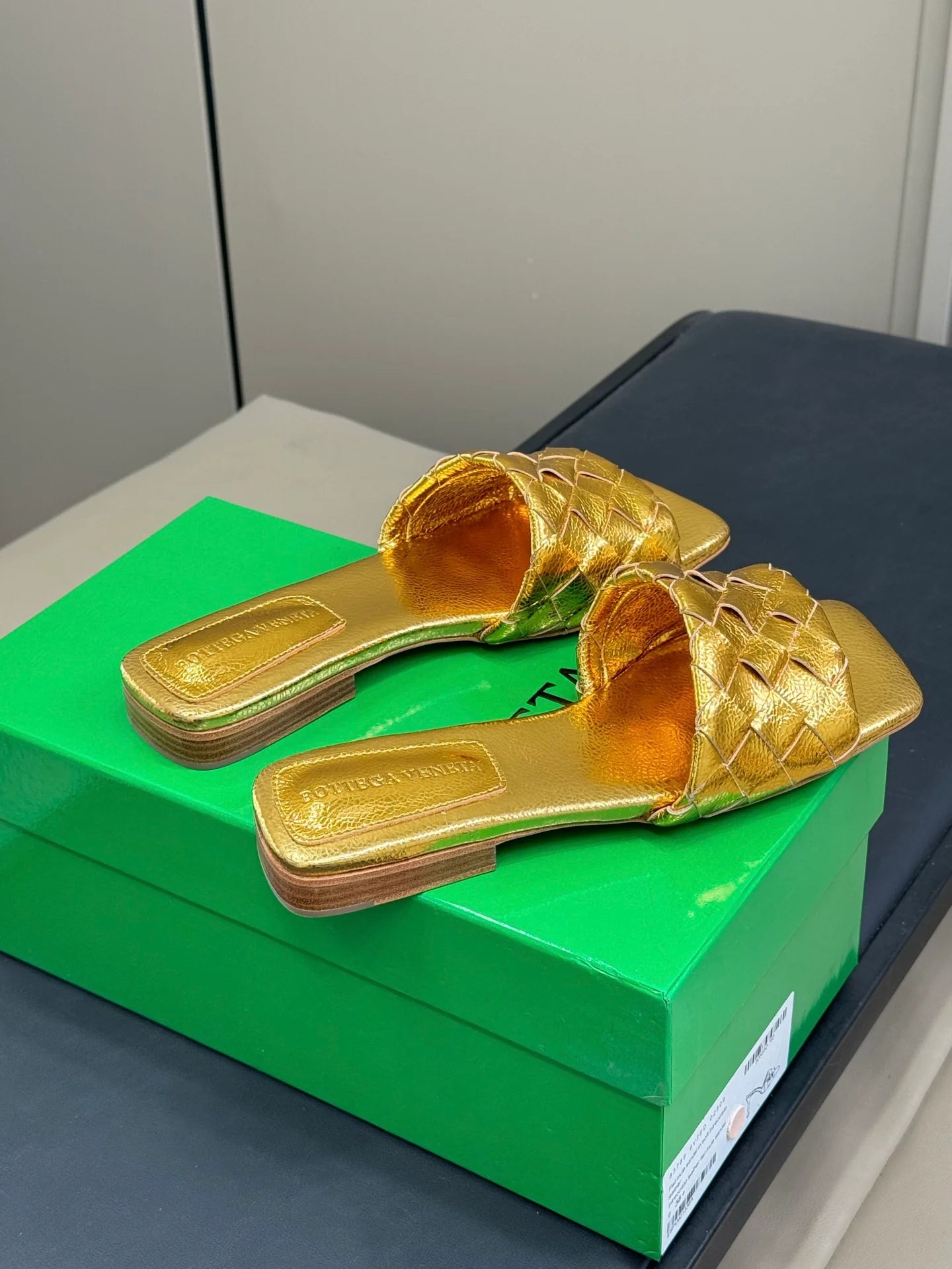BV SANDAL