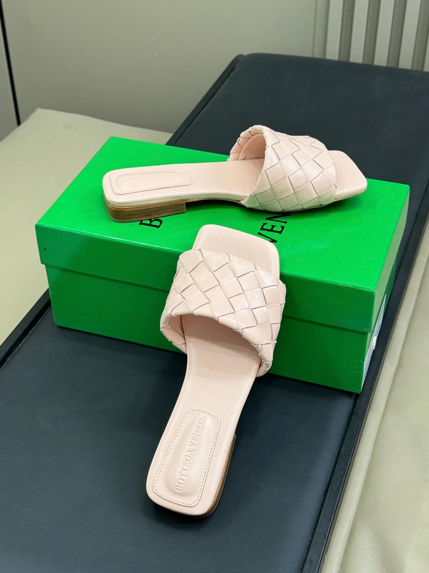 BV SANDAL