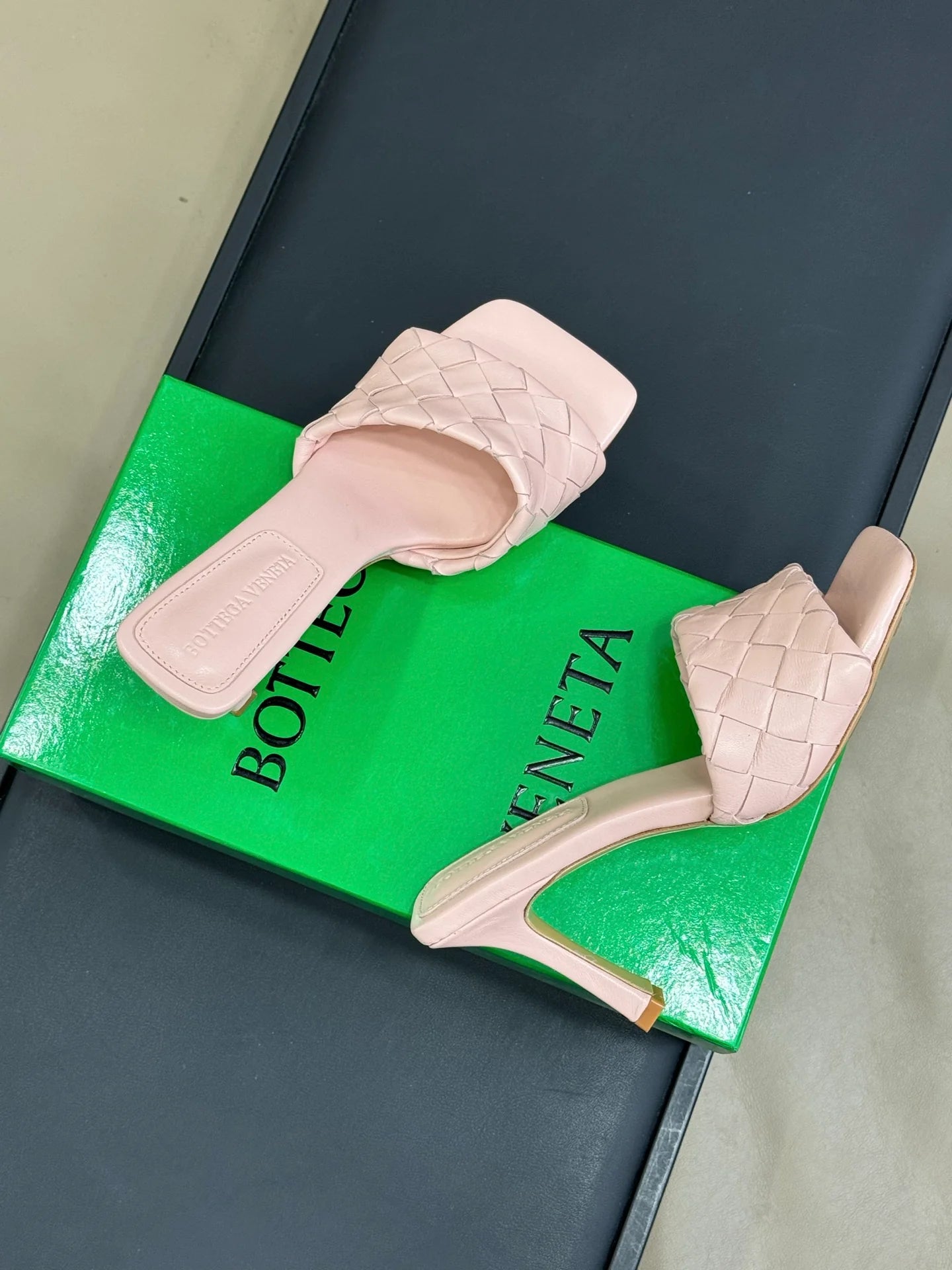 BV SANDAL