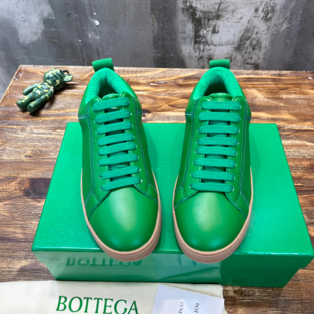 BV SNEAKER 11