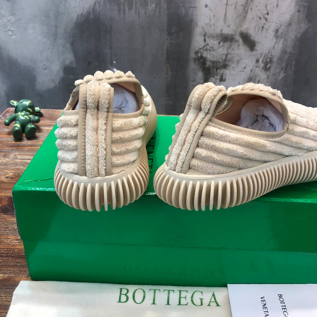 BV SNEAKER 12