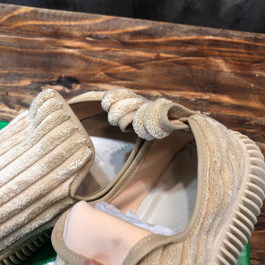 BV SNEAKER 12