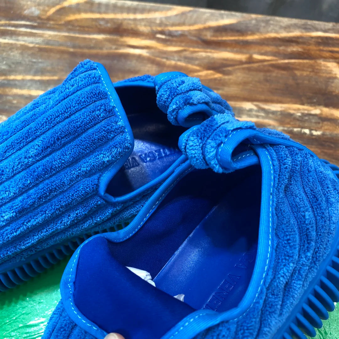 BV SNEAKER 16