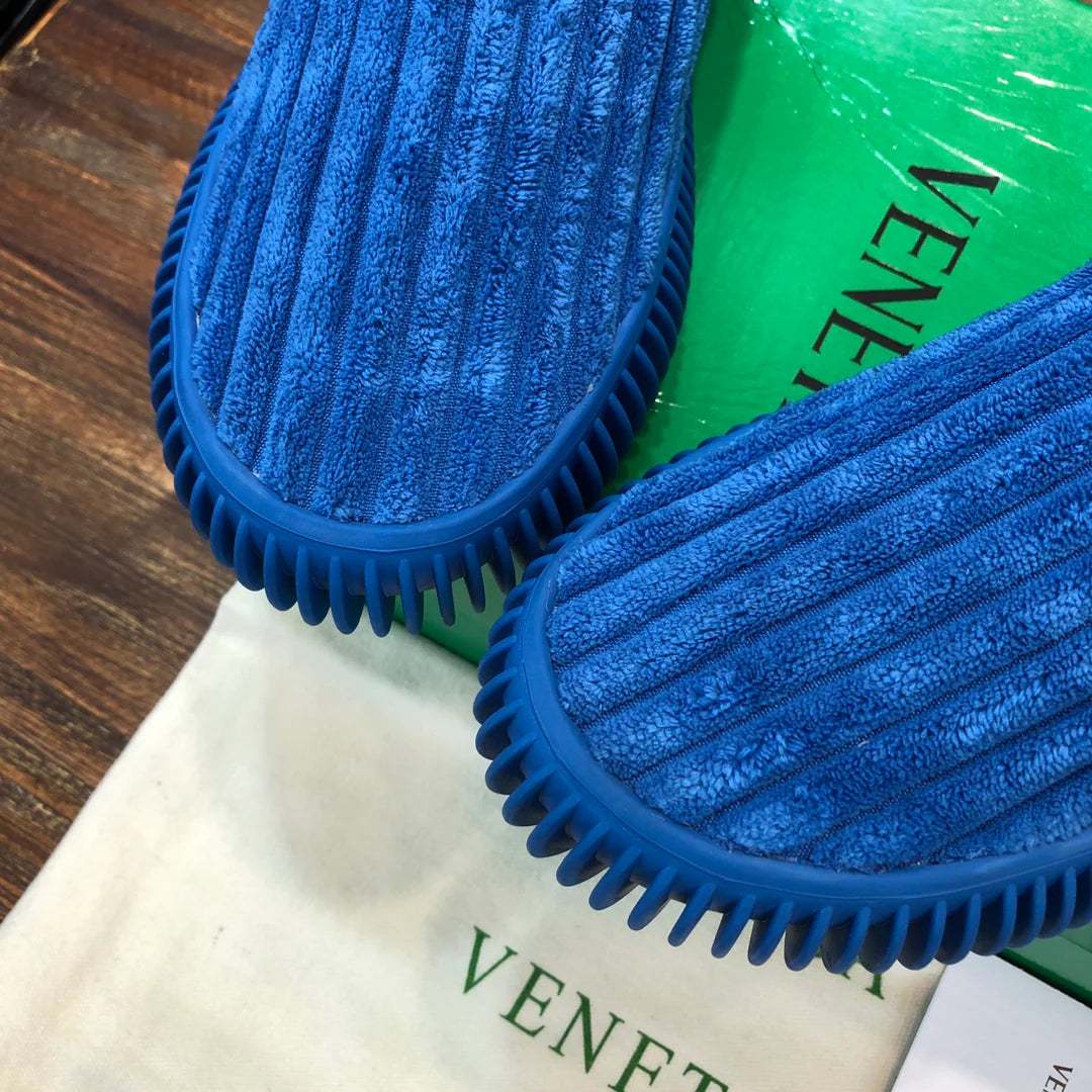 BV SNEAKER 16