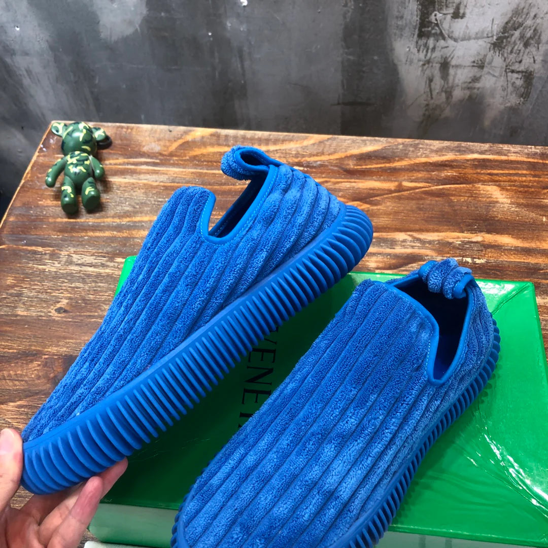 BV SNEAKER 16