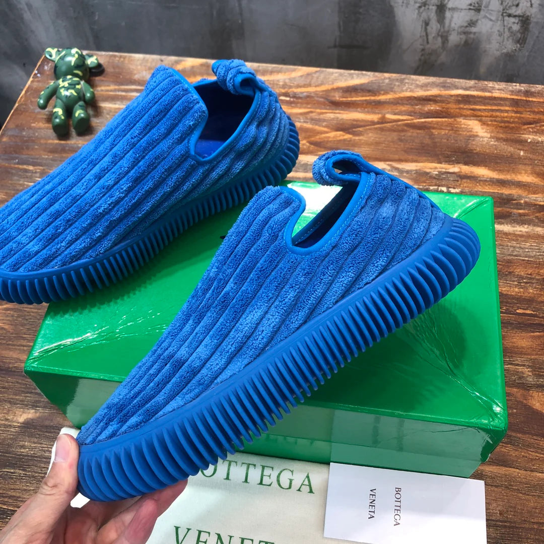BV SNEAKER 16