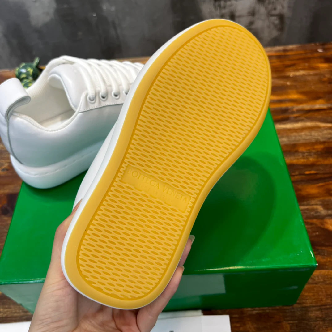 BV SNEAKER 17