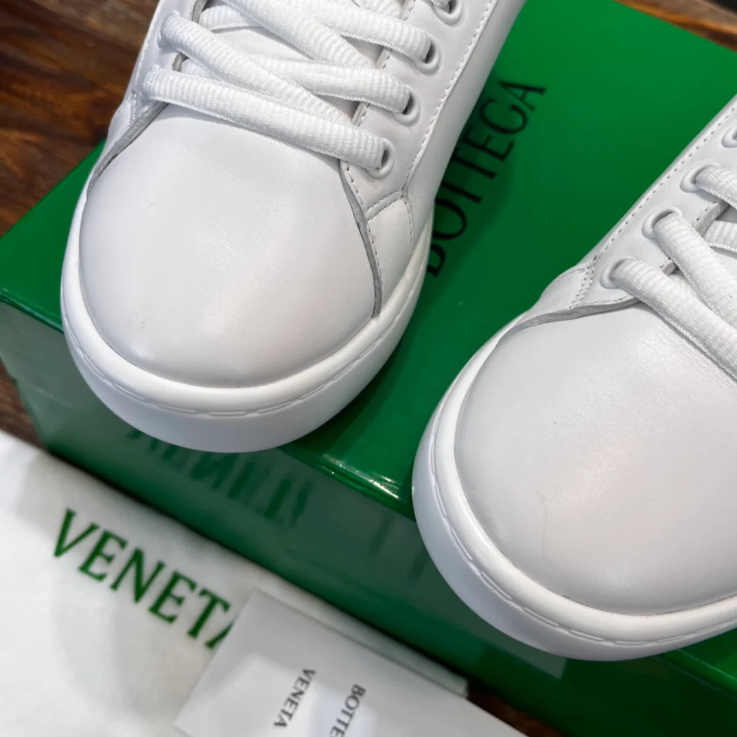 BV SNEAKER 17