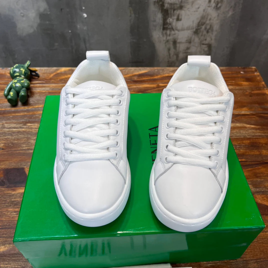 BV SNEAKER 17