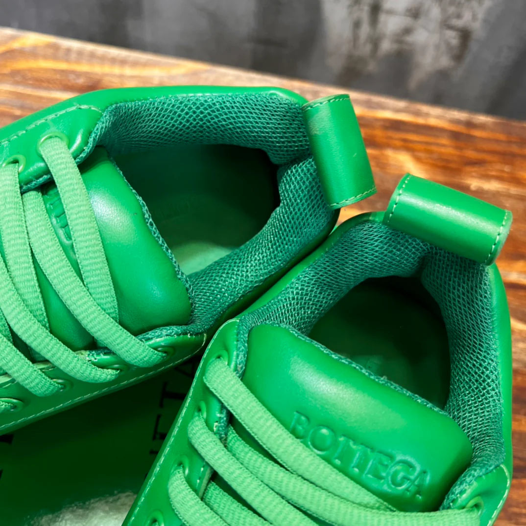 BV SNEAKER 18