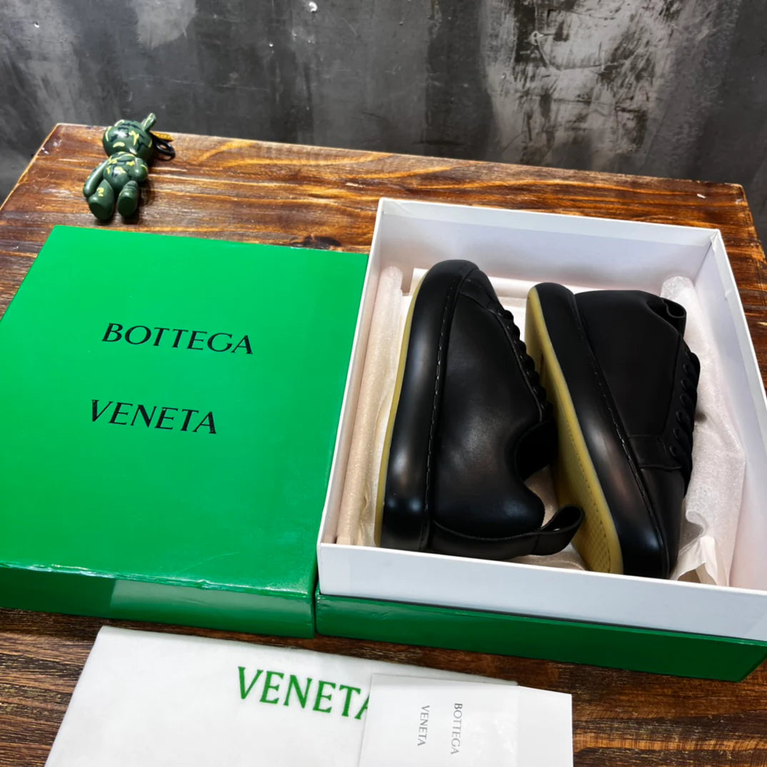 BV SNEAKER 19