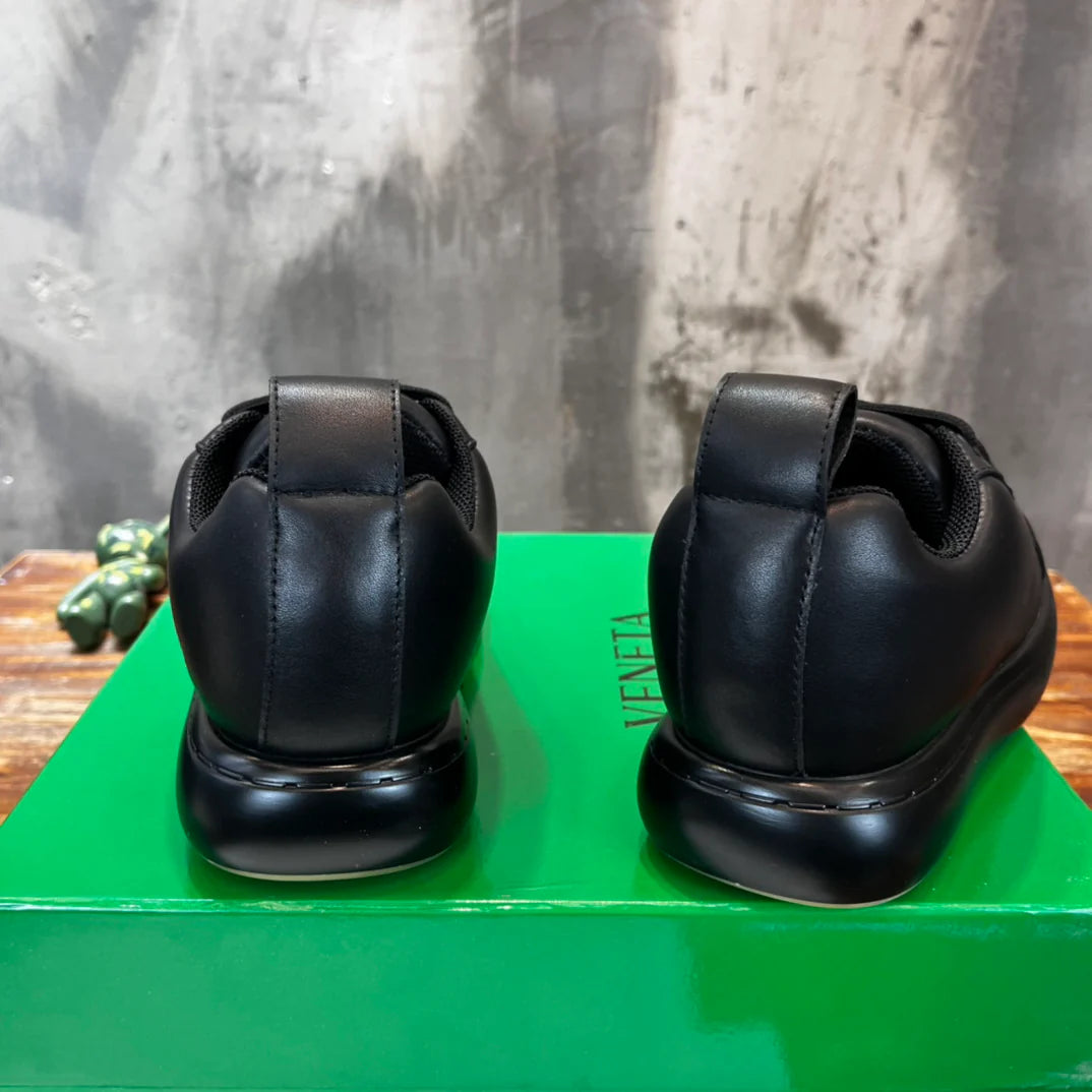 BV SNEAKER 19