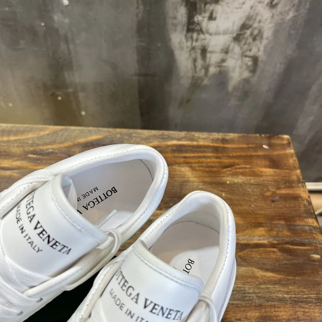 BV SNEAKER 21