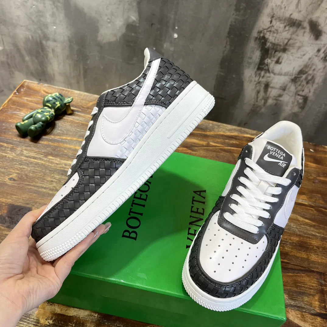BV SNEAKER 25