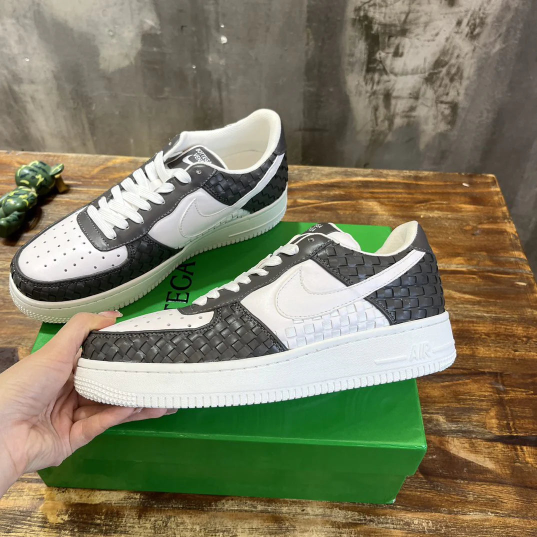 BV SNEAKER 25