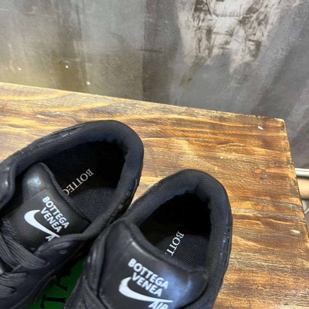 BV SNEAKER 26