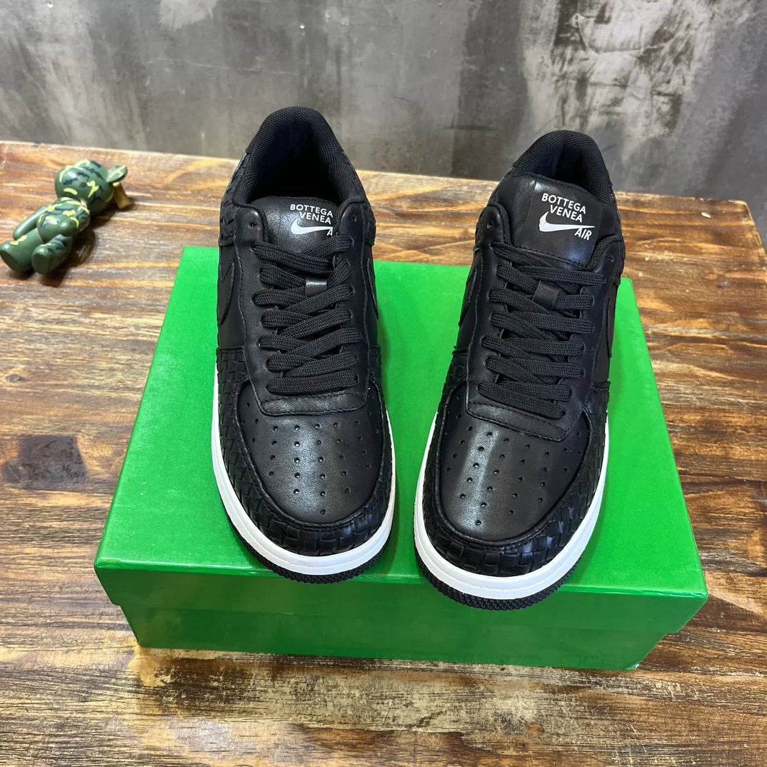 BV SNEAKER 26