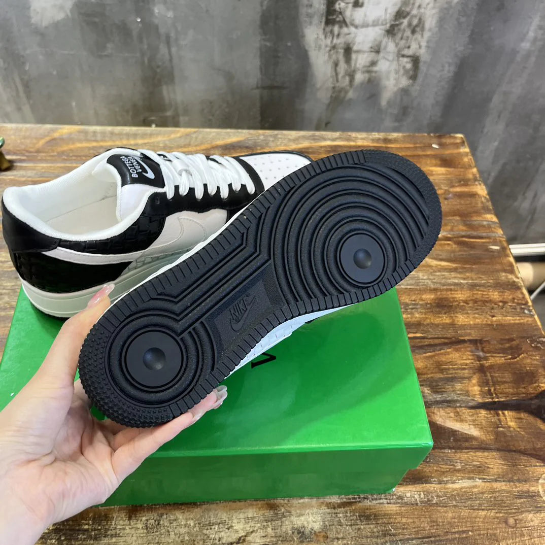BV SNEAKER 27