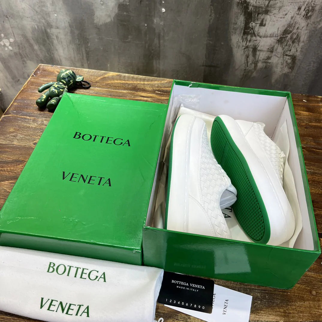 BV SNEAKER 28