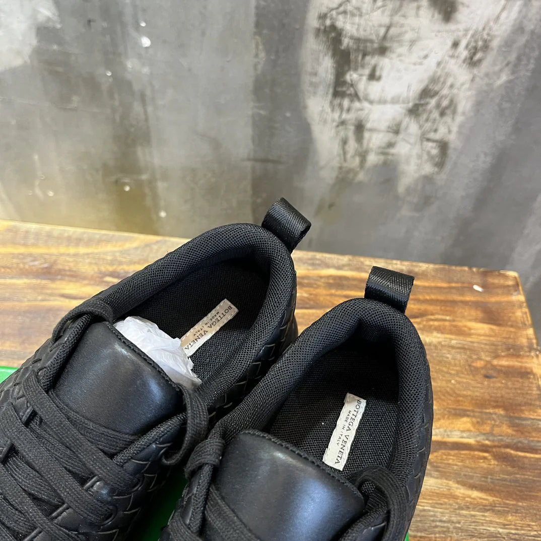 BV SNEAKER 29