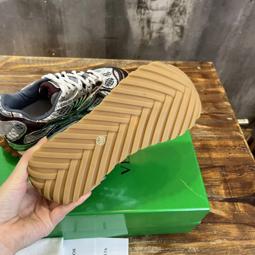 BV SNEAKER 31