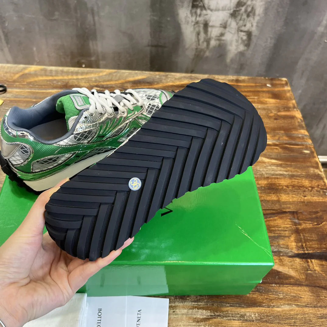BV SNEAKER 32