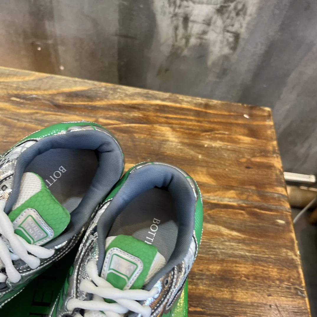 BV SNEAKER 32