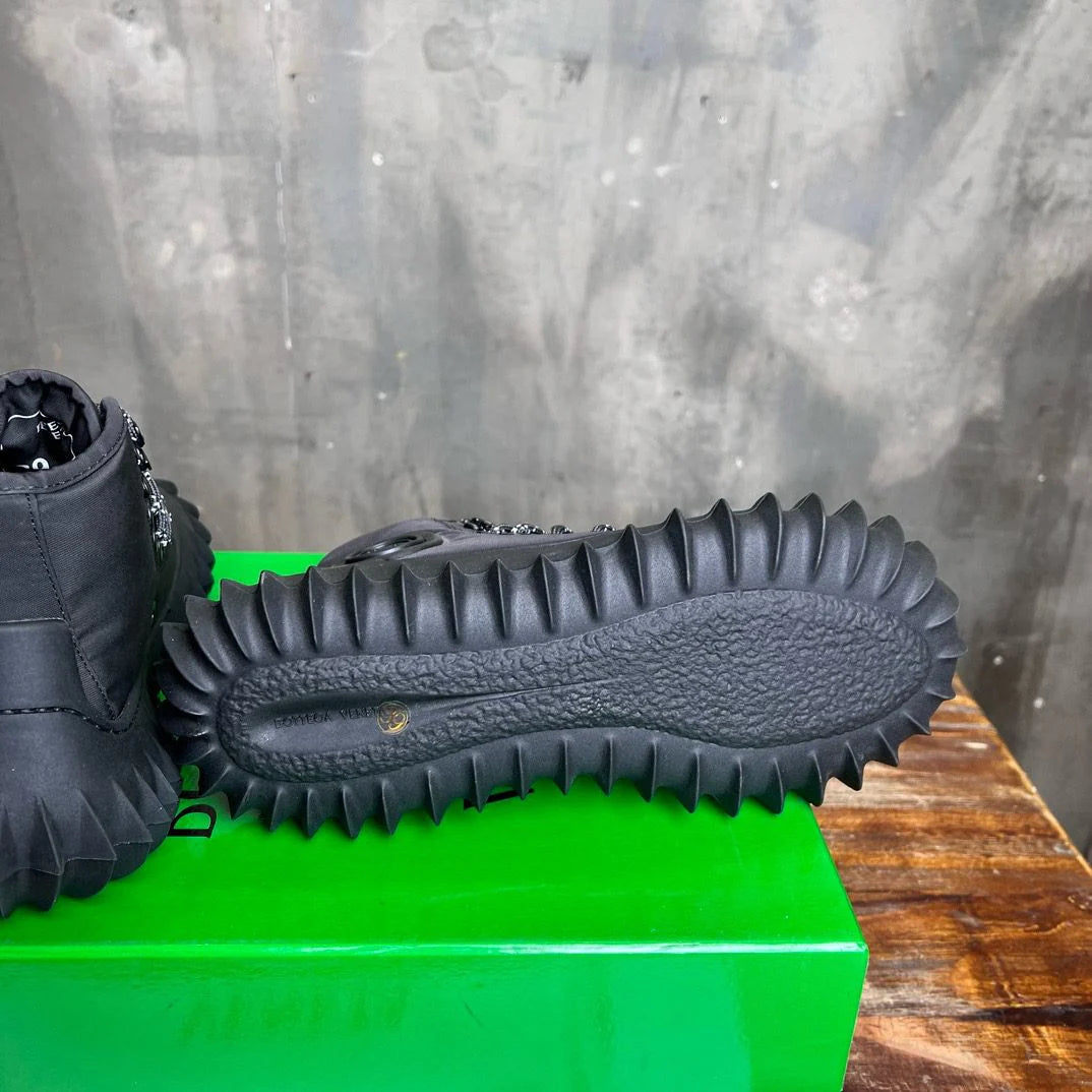 BV SNEAKER 38