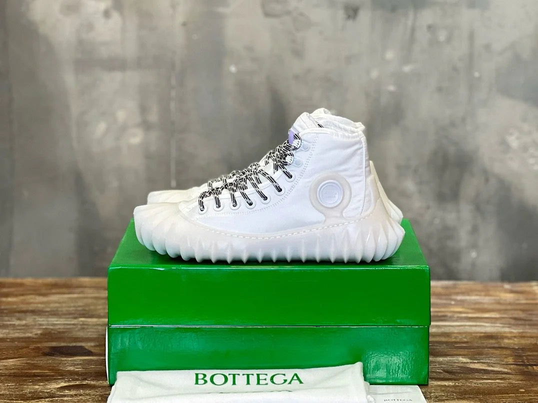 BV SNEAKER 39