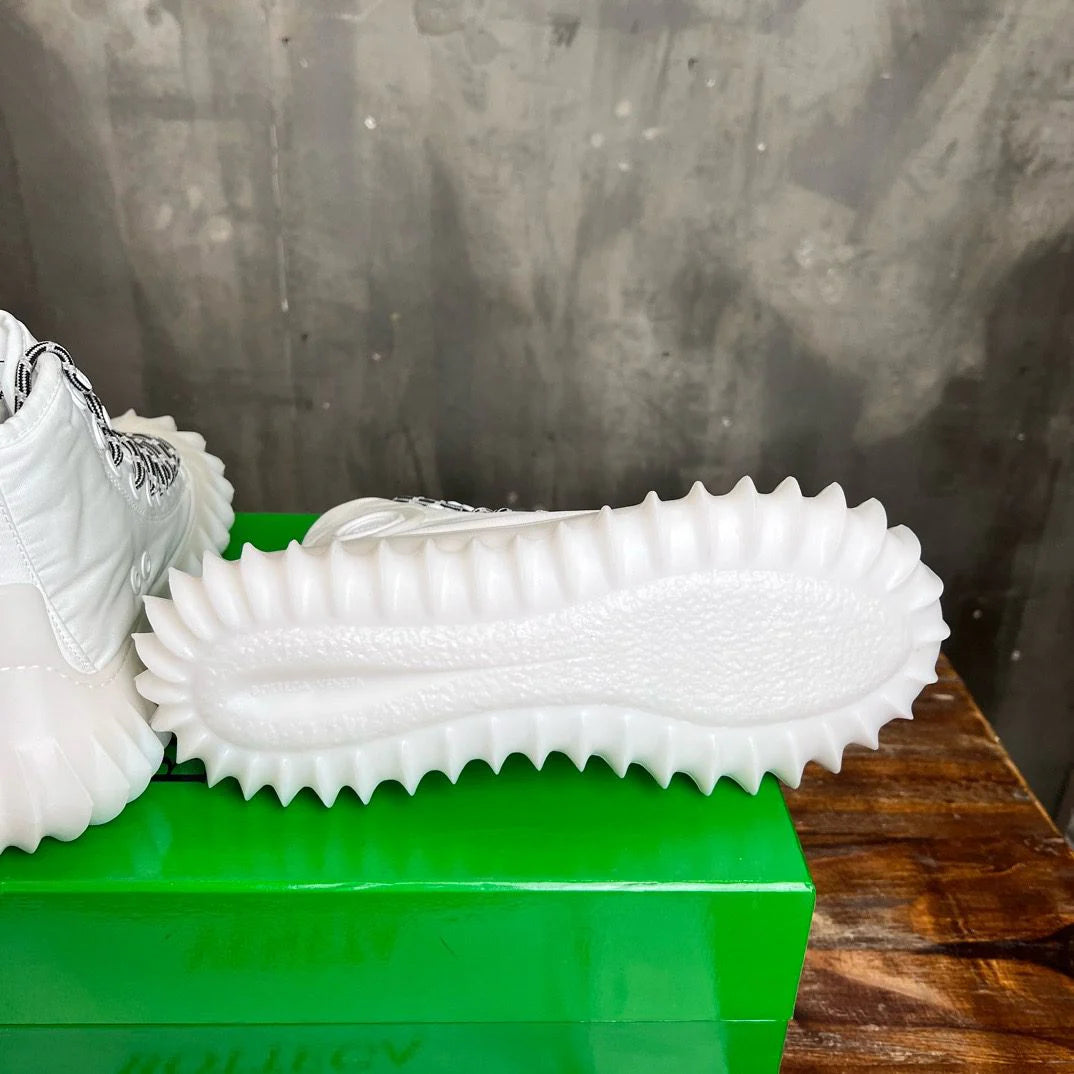 BV SNEAKER 39