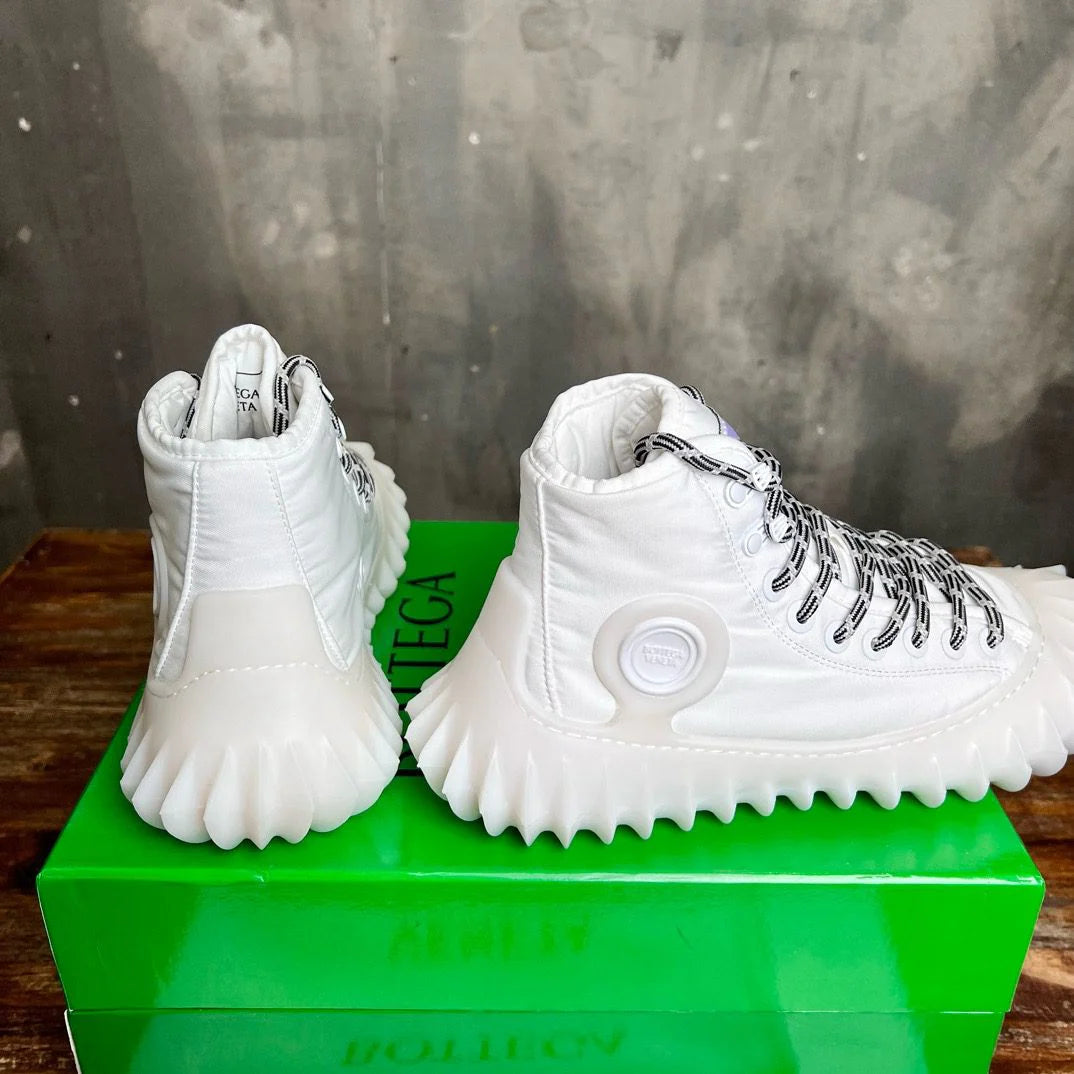 BV SNEAKER 39