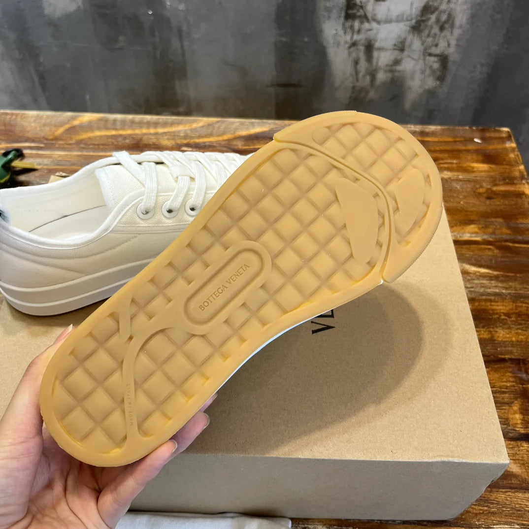 BV SNEAKER