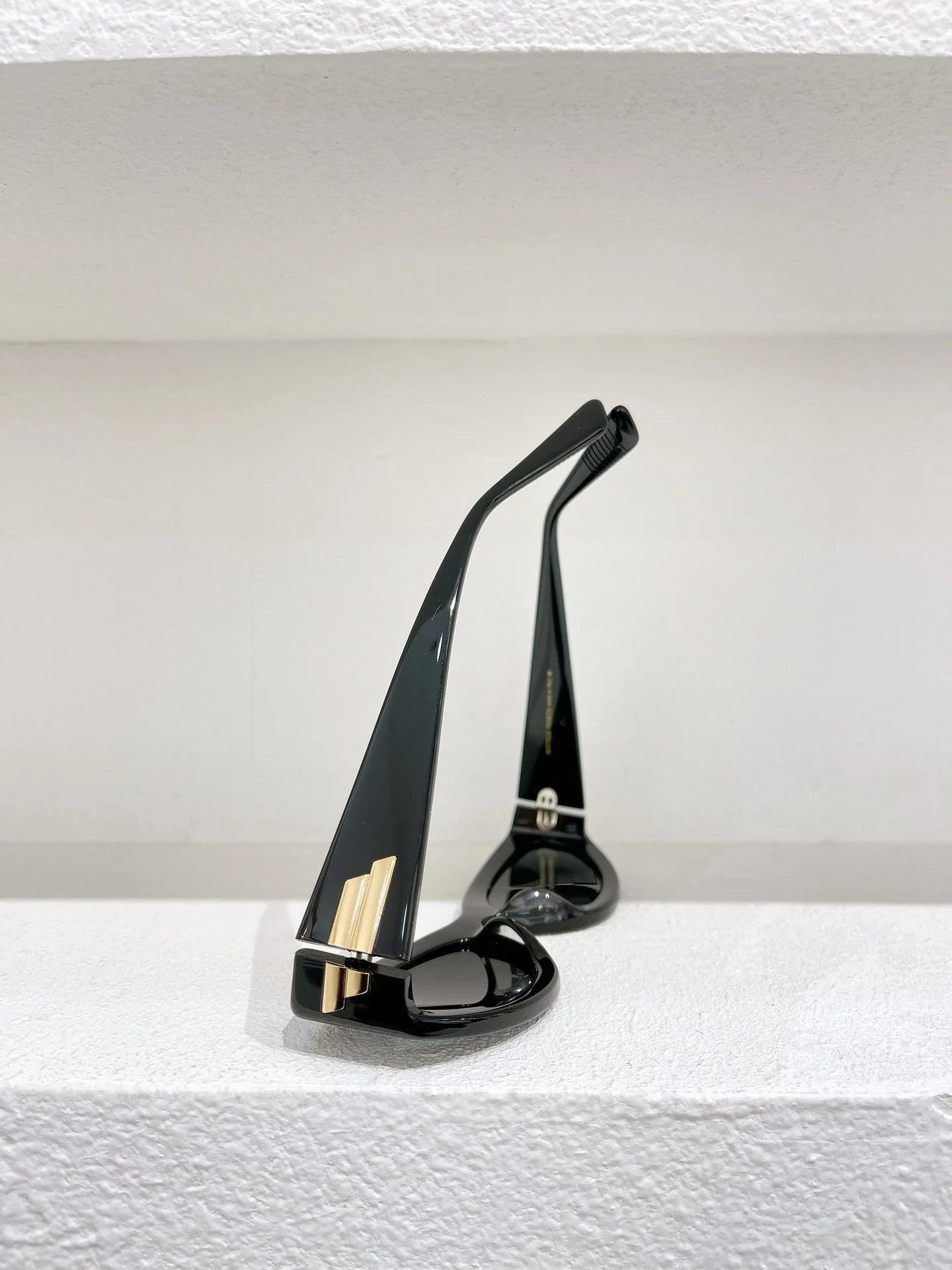 BV SUNGLASSES