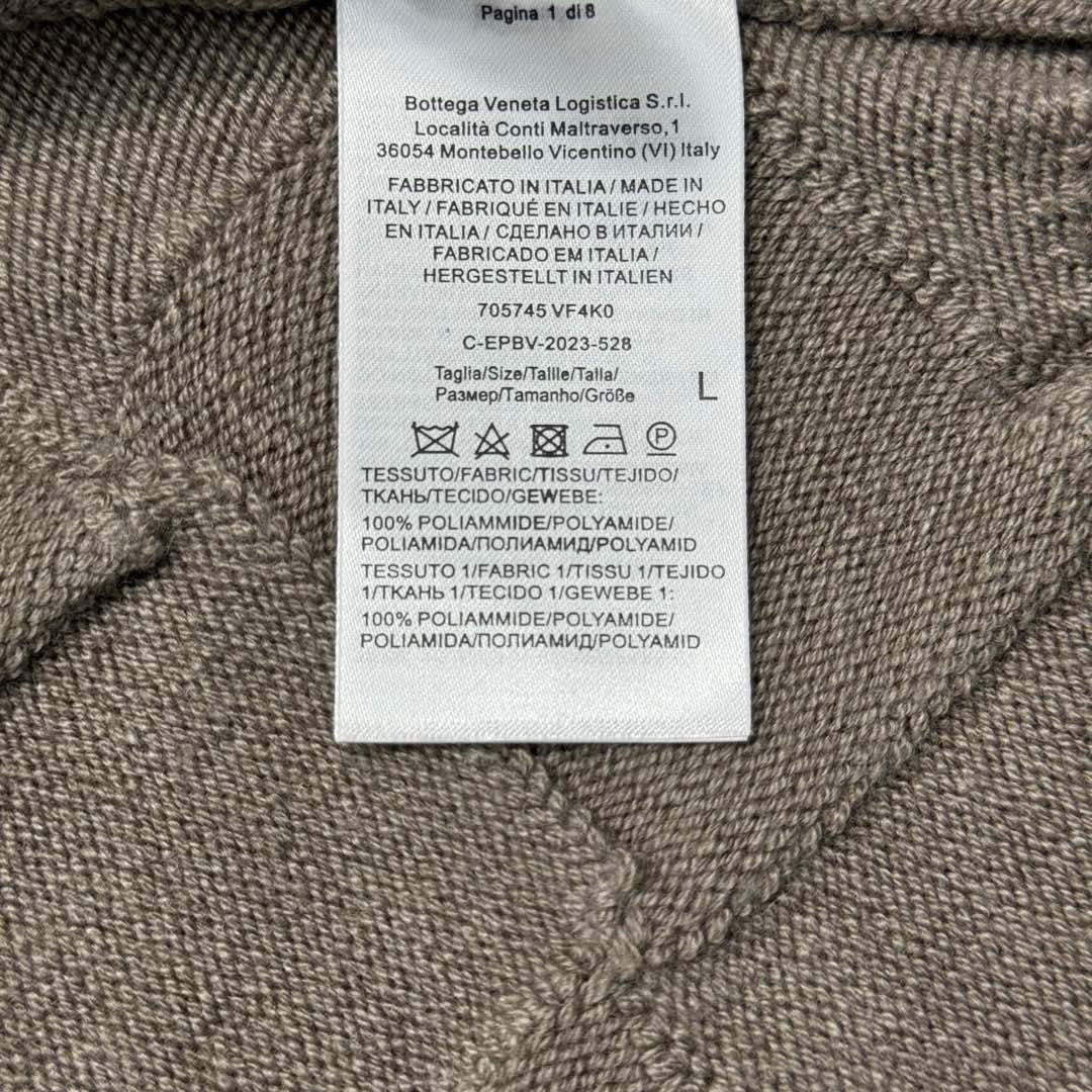 BV SWEATER