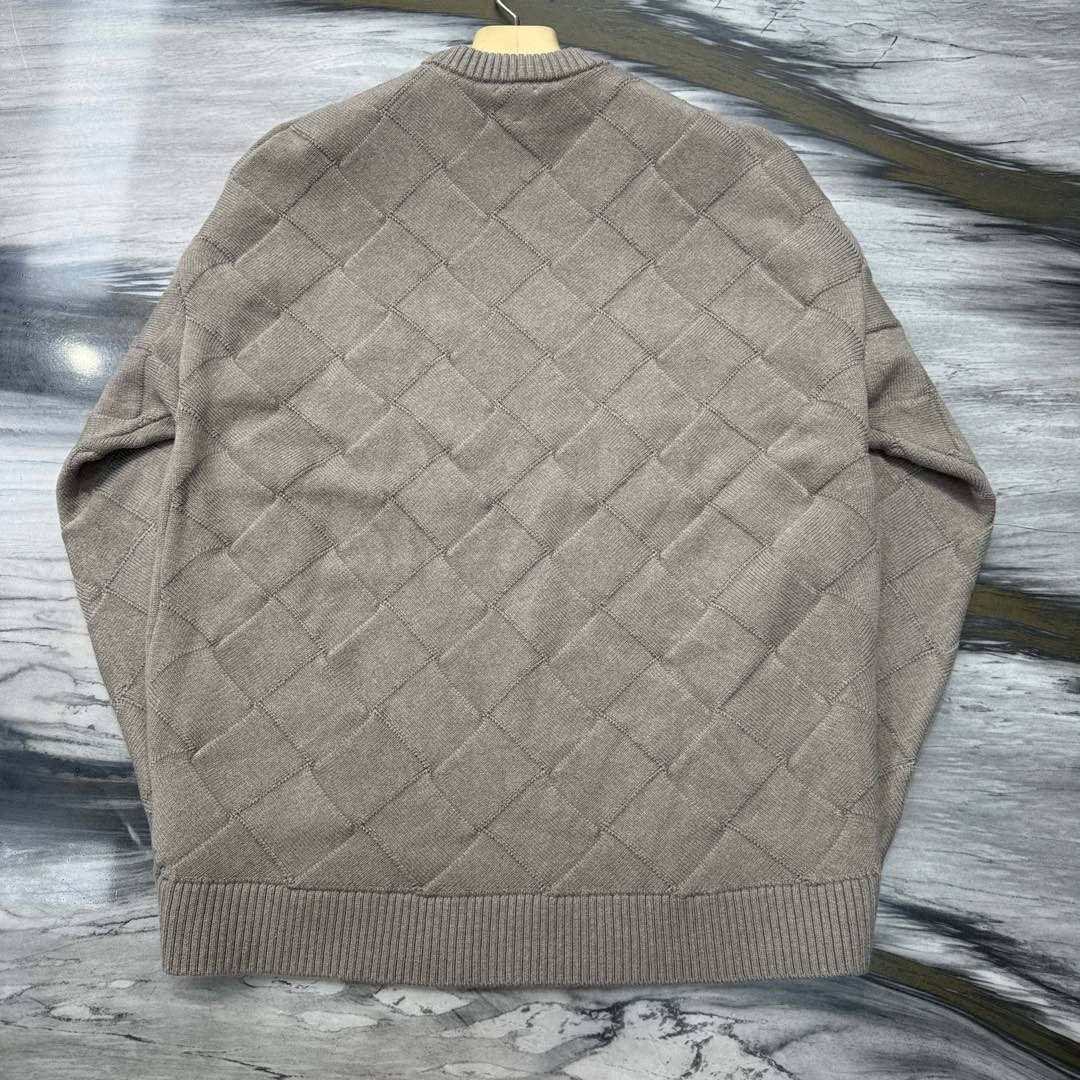 BV SWEATER
