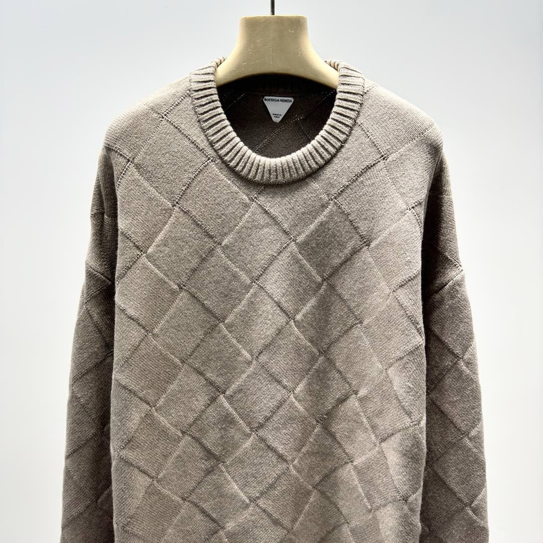 BV SWEATER