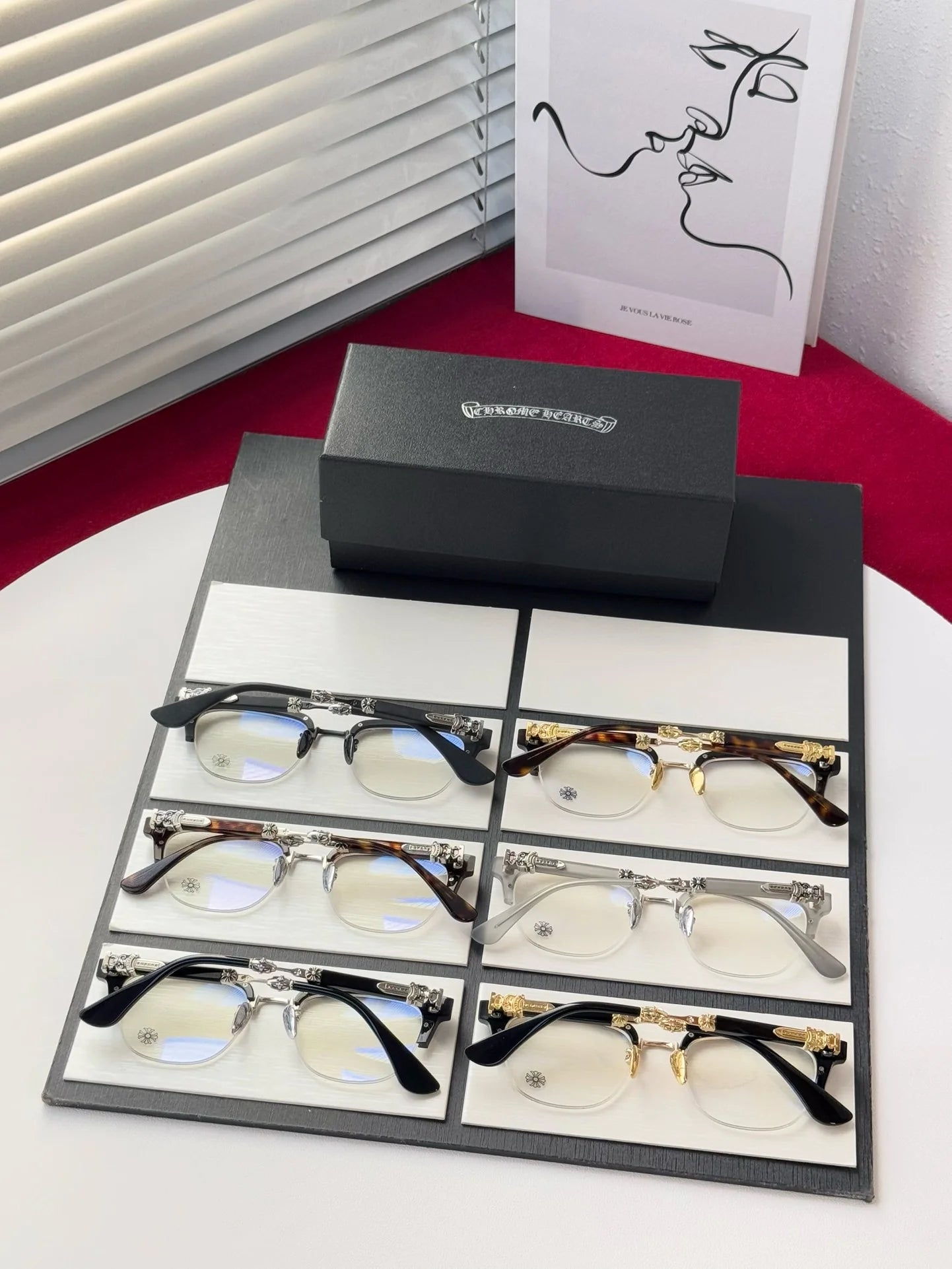CH SUNGLASSES