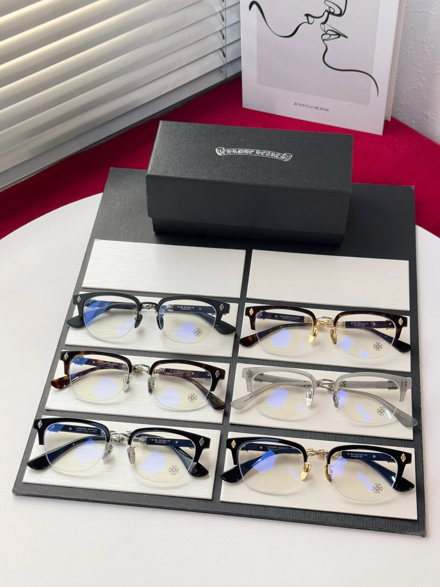 CH SUNGLASSES